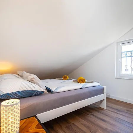 Junior Apartment
